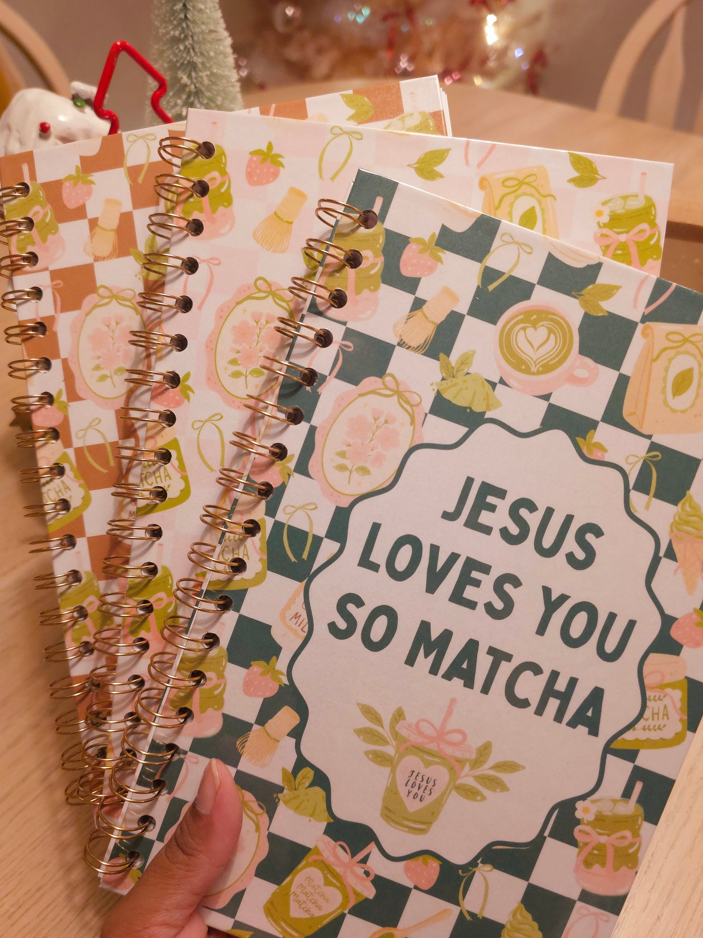 Jesus loves you so Matcha - Pink