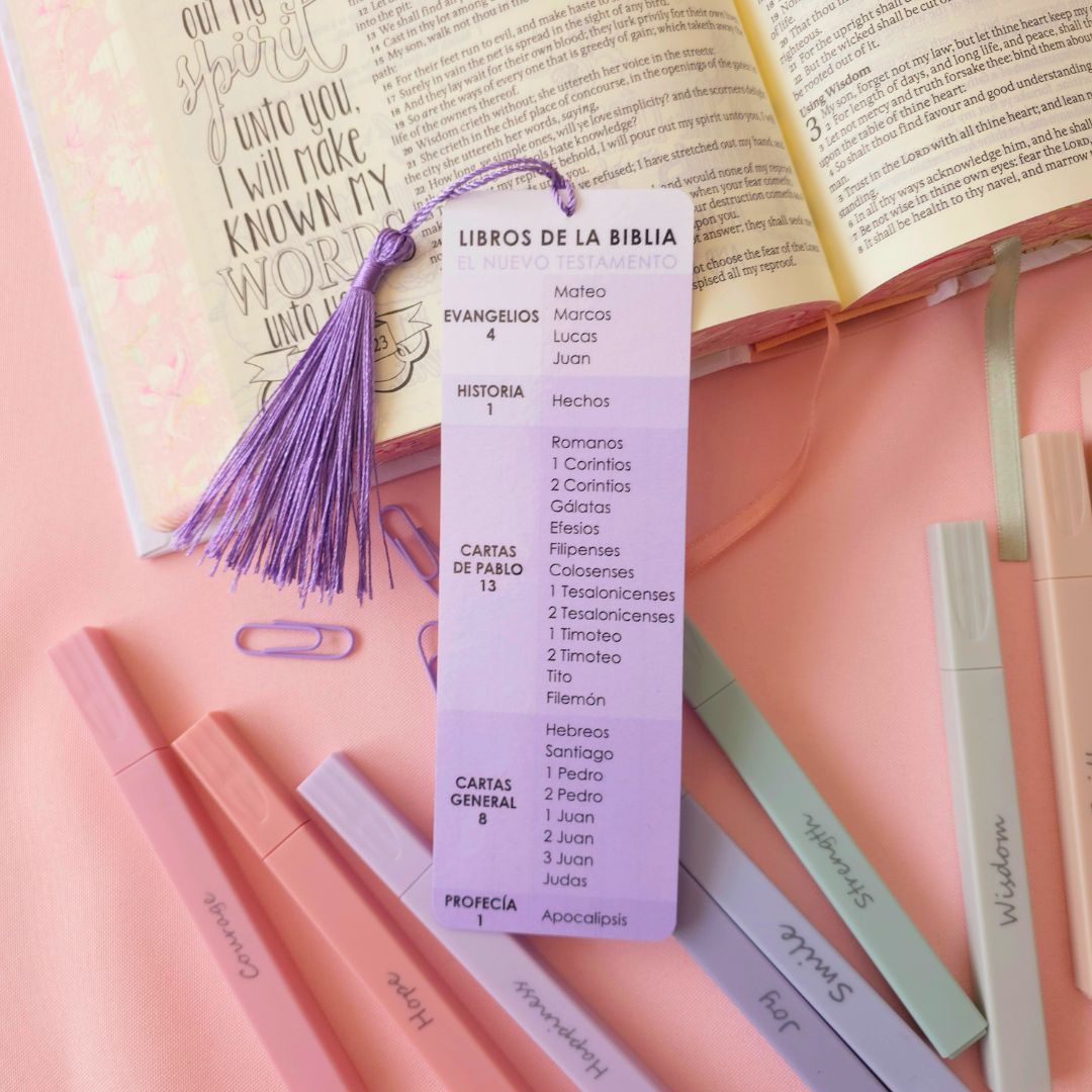 Libros de la Biblia Bookmark - Purple