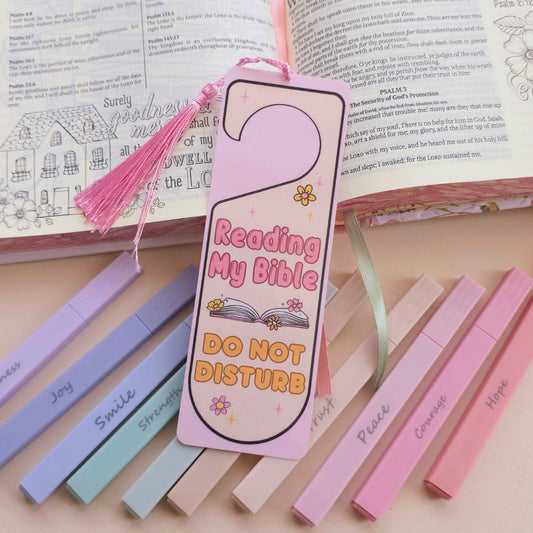 Door Hanger Bookmark - Pink